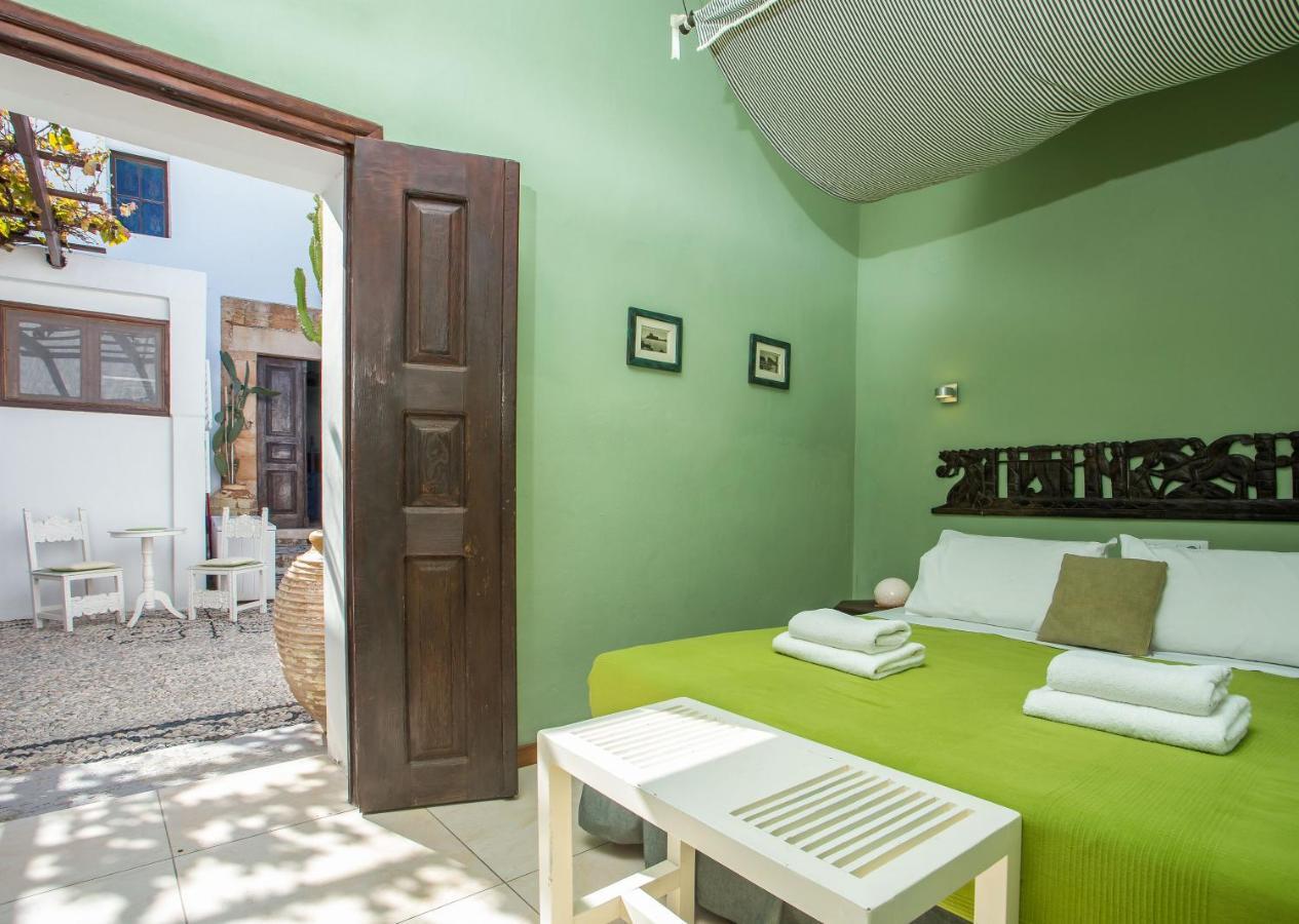 Al 583 Di Lindos Hotell Eksteriør bilde