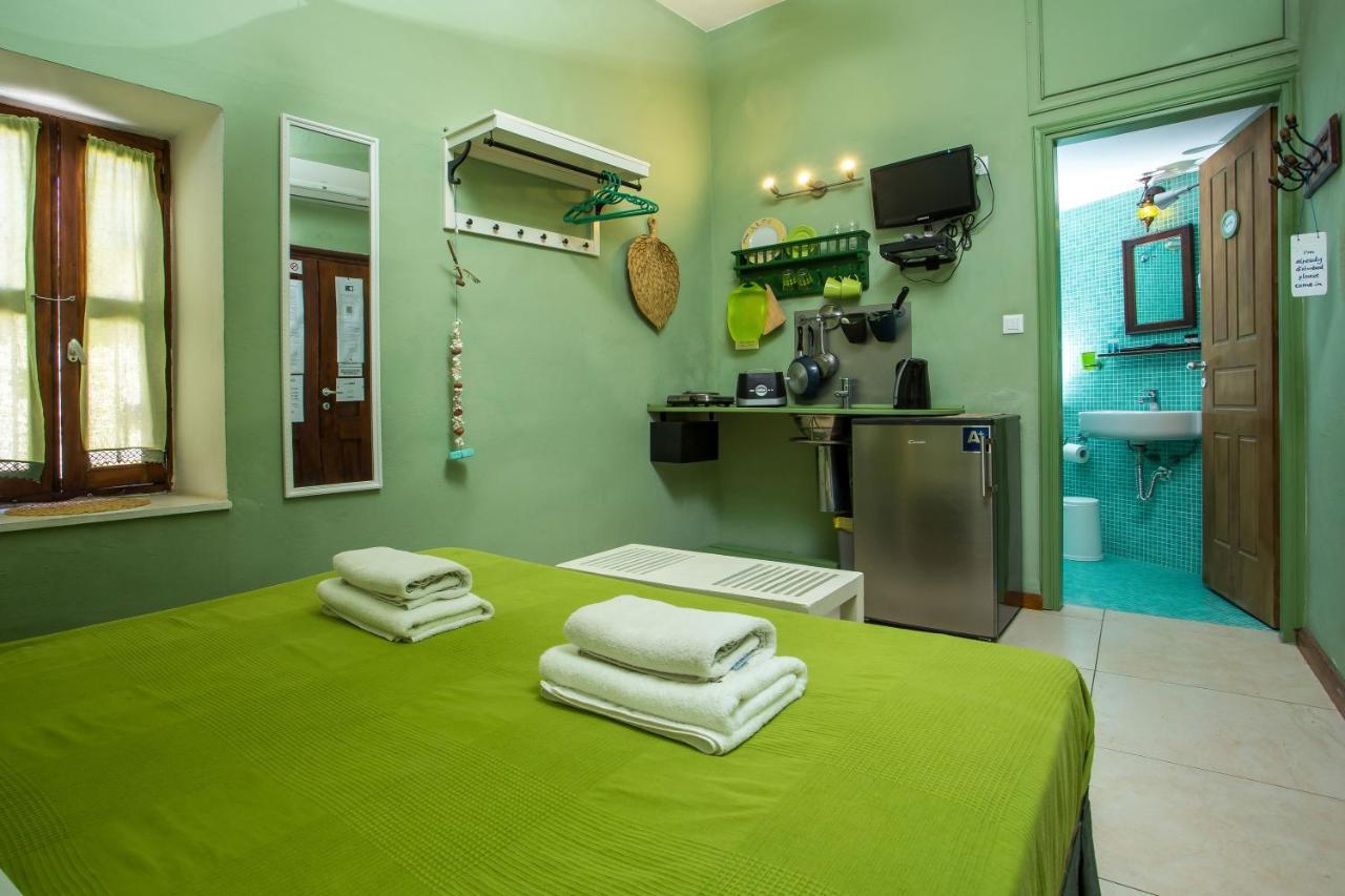Al 583 Di Lindos Hotell Eksteriør bilde